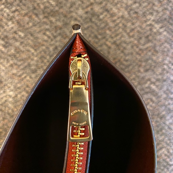 Coach Mollie Tote - Gold/Taupe Oxblood: SOLD OUT ONLINE - Picture 9 of 10